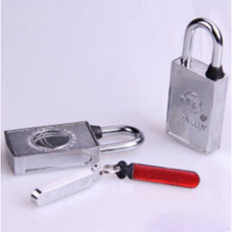 Potato Lock – Magnetic Key Padlock