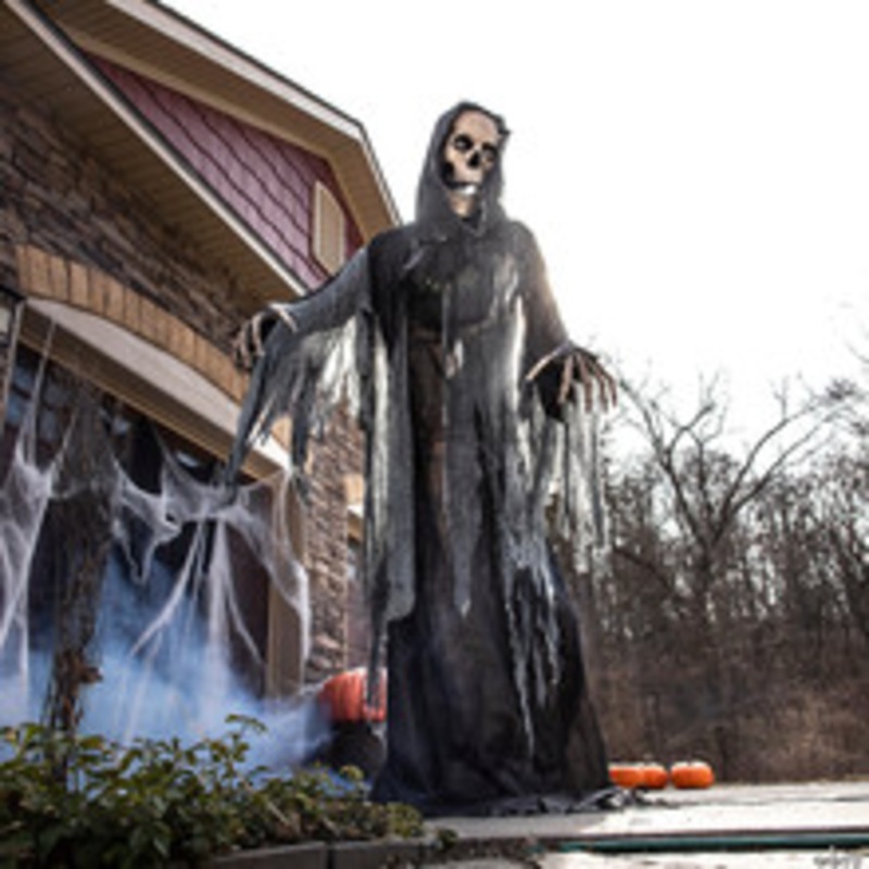 10′ Towering Reaper Animated Prop