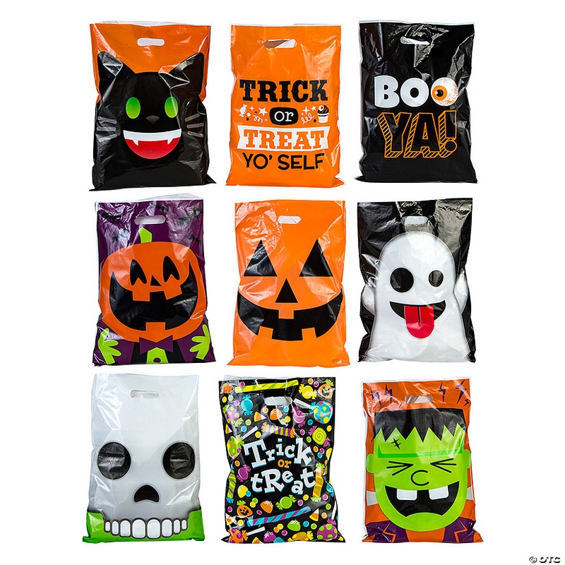 12 1/2 x 17 Bulk 250 Pc. Halloween Trick-or-Treat Plastic Goody Bag Assortment