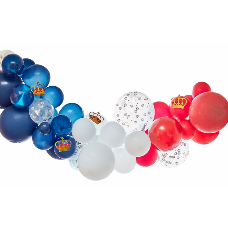 Queen`s anniversary balloon garland 65 pieces