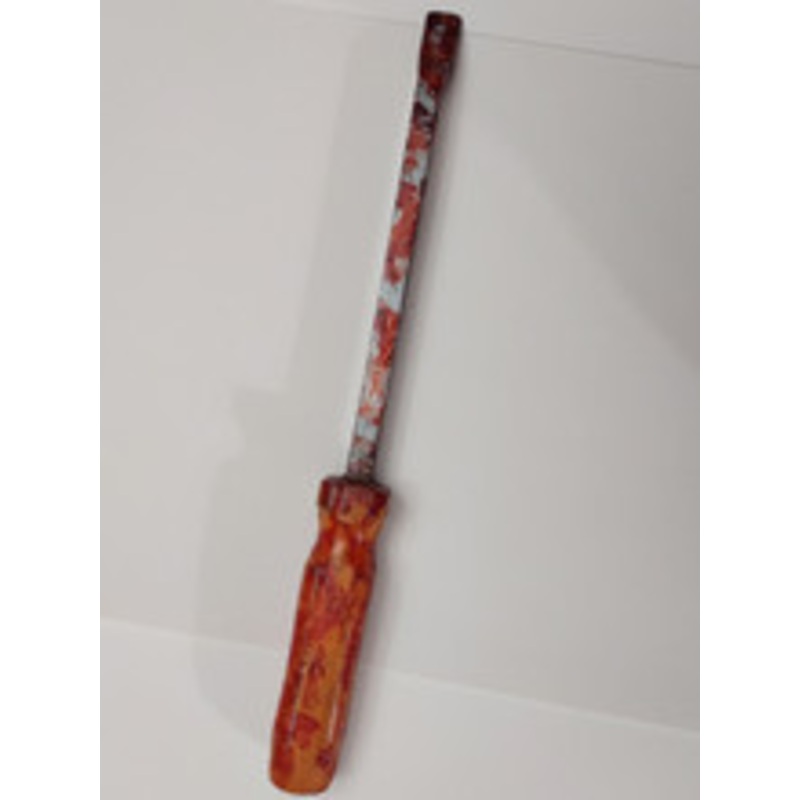 Pry Screwdriver – Bloody Fake Weapon Halloween Prop